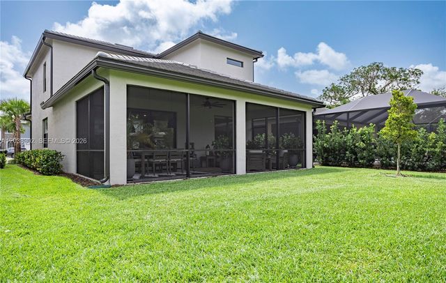 4423 Spruce Lane, Oakland Park, FL 33309