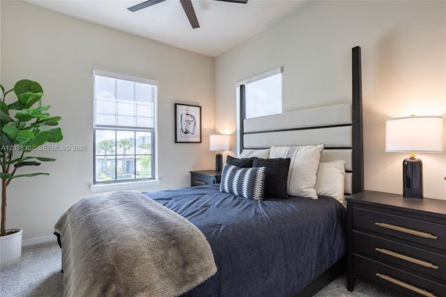 4423 Spruce Lane, Oakland Park, FL 33309