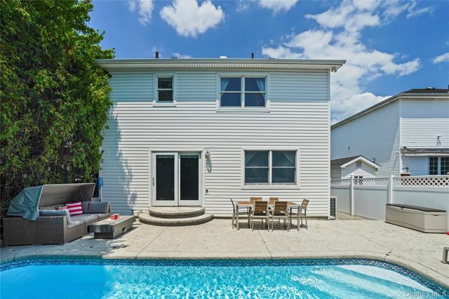 268 Ardsley Street, Staten Island, NY 10306