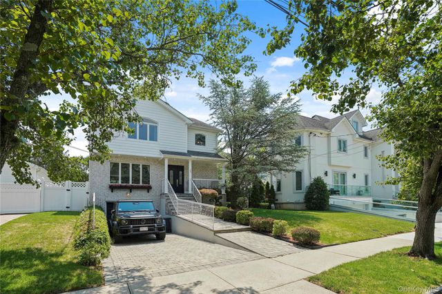 268 Ardsley Street, Staten Island, NY 10306