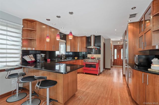 268 Ardsley Street, Staten Island, NY 10306
