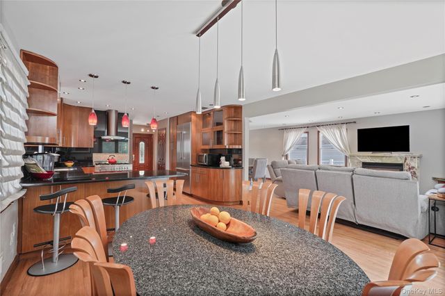 268 Ardsley Street, Staten Island, NY 10306