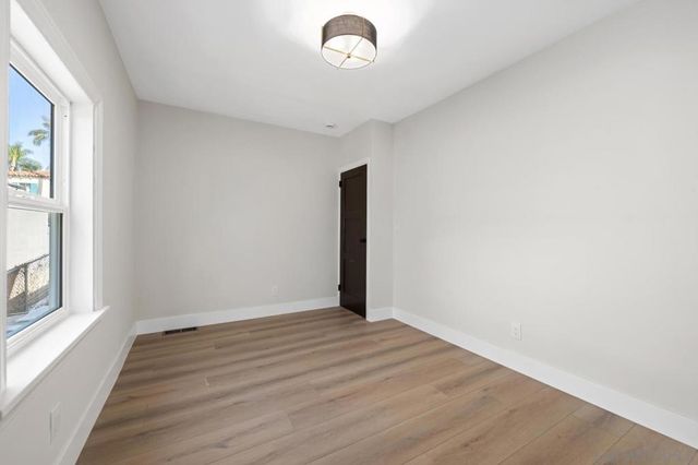 4866 Sussex, San Diego, CA 92116