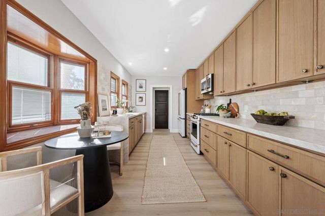 4866 Sussex, San Diego, CA 92116