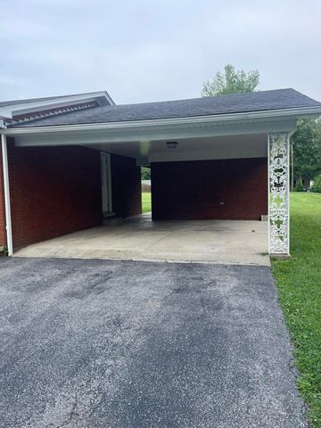 161 Freeman Avenue, Russell Springs, KY 42642
