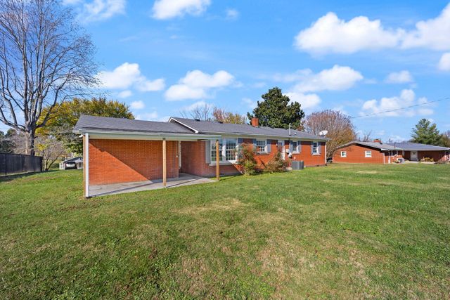 161 Freeman Avenue, Russell Springs, KY 42642