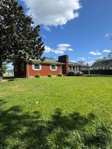 161 Freeman Avenue, Russell Springs, KY 42642