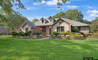 13650 Karah Ln, Lindale, TX 75771