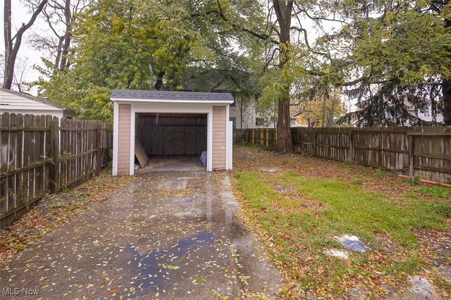 4502 Bush Avenue, Cleveland, OH 44109