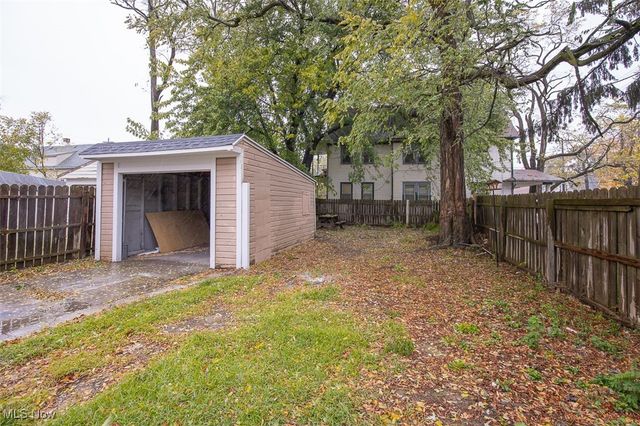 4502 Bush Avenue, Cleveland, OH 44109