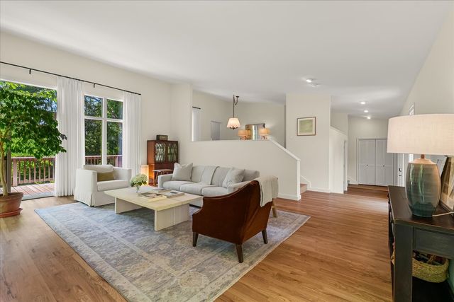 1102 Brentwood Ln, Brentwood, TN 37027