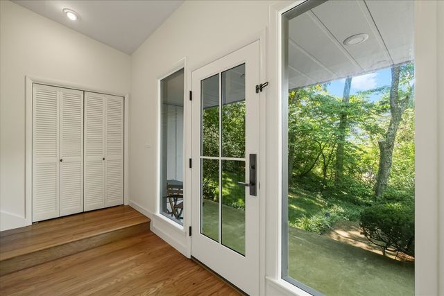 1102 Brentwood Ln, Brentwood, TN 37027