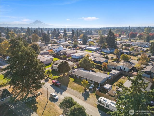 1732 120th Street S, Tacoma, WA 98444