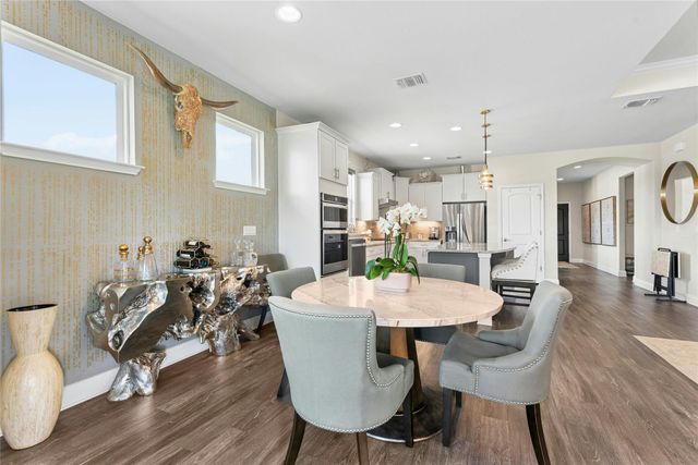 123 Hanging Star LN, Georgetown, TX 78633