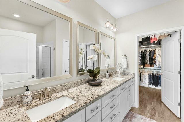 123 Hanging Star LN, Georgetown, TX 78633