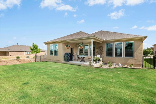 123 Hanging Star LN, Georgetown, TX 78633