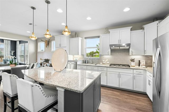 123 Hanging Star LN, Georgetown, TX 78633