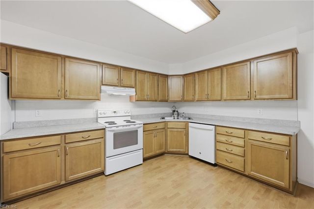 9552 Statler ST, Norfolk, VA 23503
