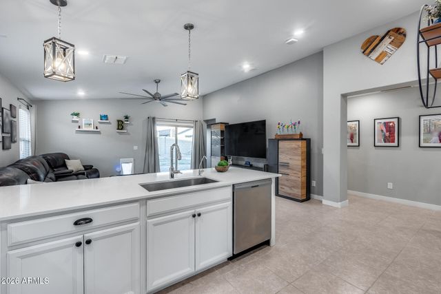 16574 W ALAMEDA Road, Surprise, AZ 85387