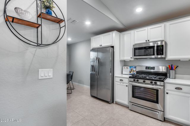 16574 W ALAMEDA Road, Surprise, AZ 85387