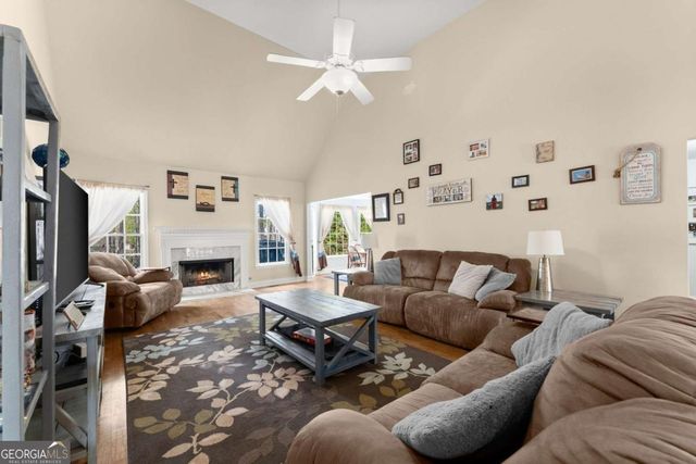 2490 Harbin Springs Cove, Dacula, GA 30019