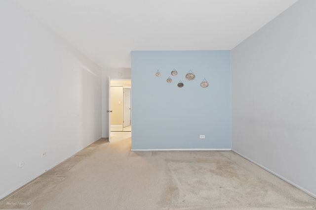 1501 E Churchill Drive 105, Palatine, IL 60074