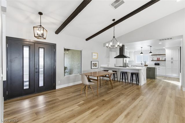 3104 Calle De El Cortez, Las Vegas, NV 89102