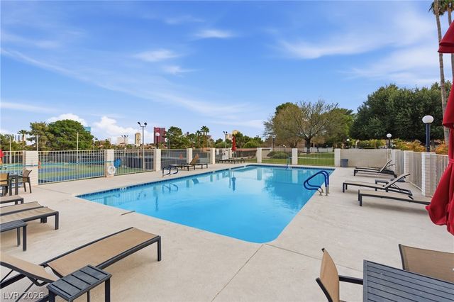 3104 Calle De El Cortez, Las Vegas, NV 89102