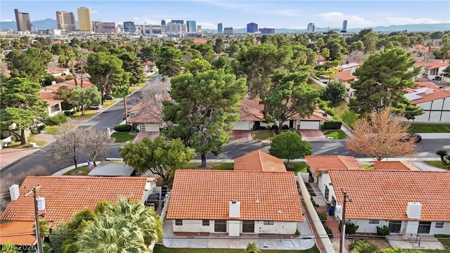 3104 Calle De El Cortez, Las Vegas, NV 89102