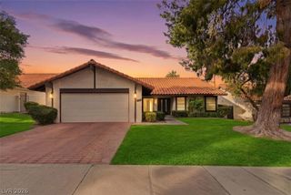 3104 Calle De El Cortez, Las Vegas, NV 89102