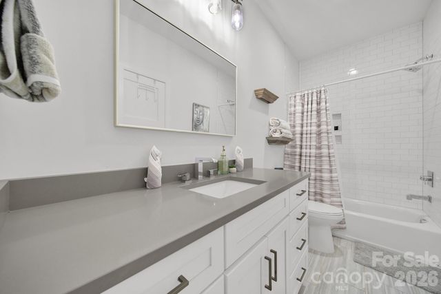 2101 Wood Clough Court, Belmont, NC 28012