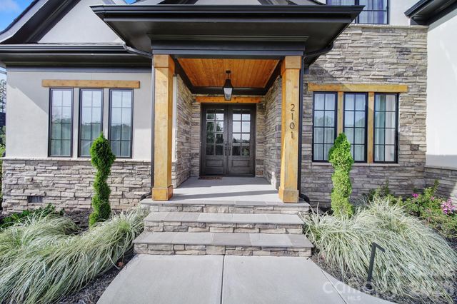 2101 Wood Clough Court, Belmont, NC 28012