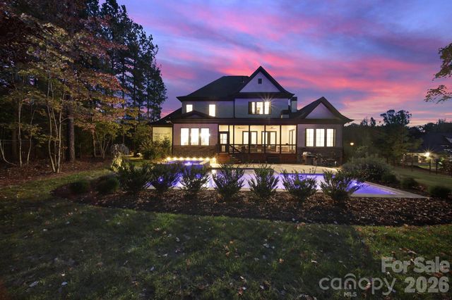 2101 Wood Clough Court, Belmont, NC 28012