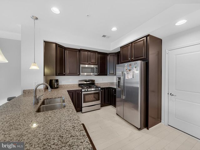 6487 JACK LINTON DR S, Frederick, MD 21703