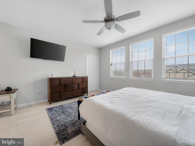 6487 JACK LINTON DR S, Frederick, MD 21703