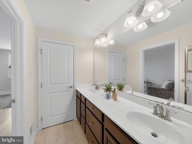 6487 JACK LINTON DR S, Frederick, MD 21703