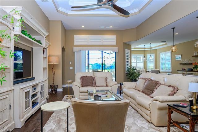 10505 Valencia Lakes DR, Bonita Springs, FL 34135