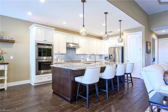 10505 Valencia Lakes DR, Bonita Springs, FL 34135