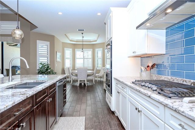 10505 Valencia Lakes DR, Bonita Springs, FL 34135