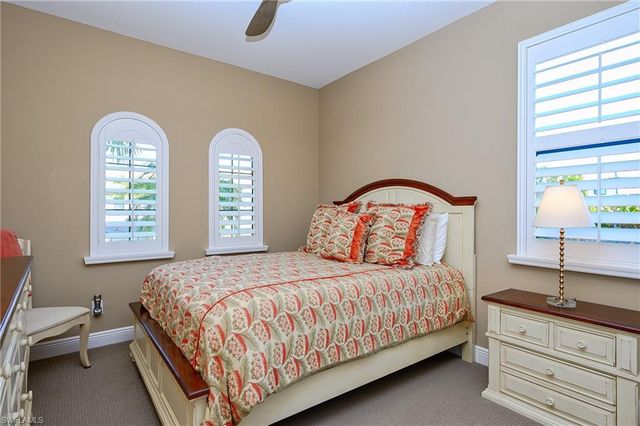 10505 Valencia Lakes DR, Bonita Springs, FL 34135