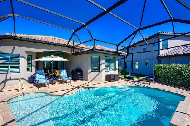 10505 Valencia Lakes DR, Bonita Springs, FL 34135