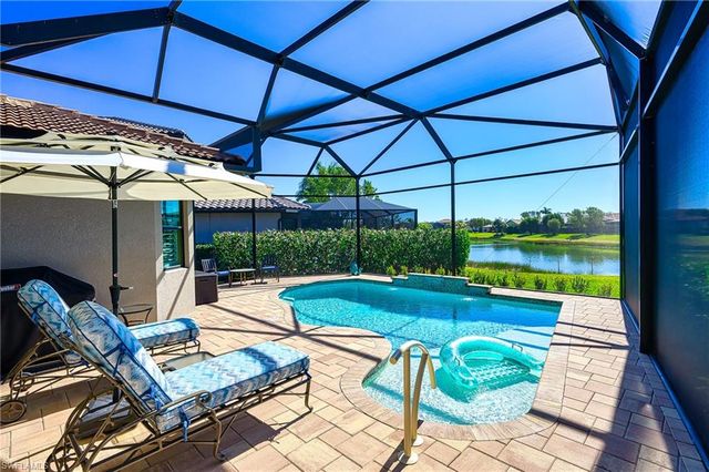 10505 Valencia Lakes DR, Bonita Springs, FL 34135