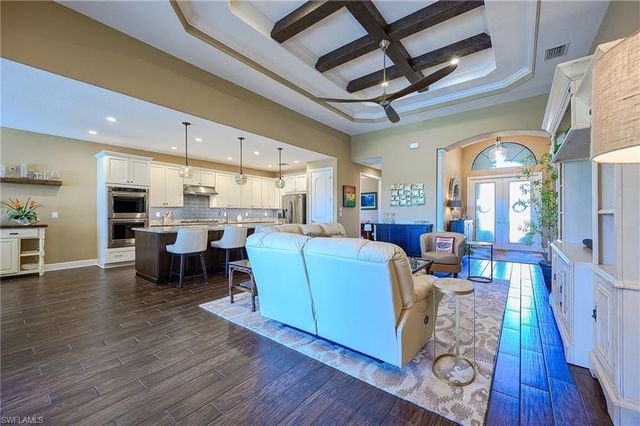 10505 Valencia Lakes DR, Bonita Springs, FL 34135