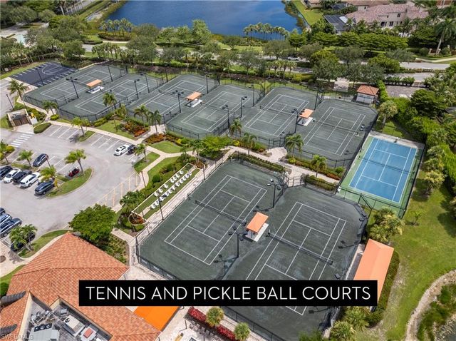 9723 Acqua CT 345, Naples, FL 34113