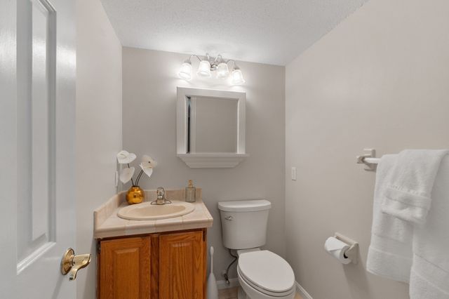 4302 Deerfield Circle 4302, Peabody, MA 01960