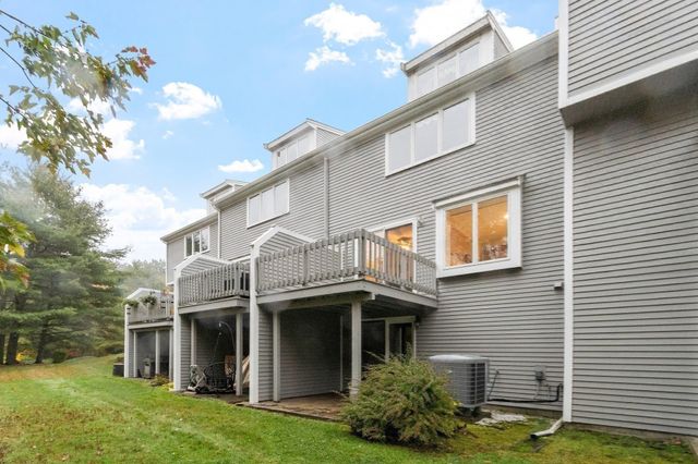 4302 Deerfield Circle 4302, Peabody, MA 01960