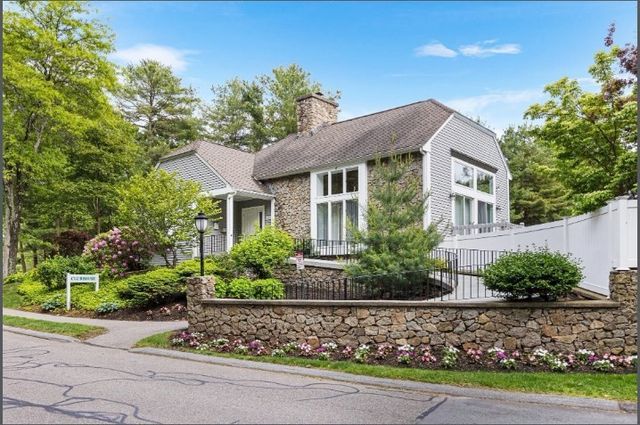 4302 Deerfield Circle 4302, Peabody, MA 01960