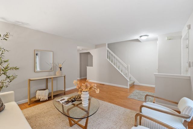 4302 Deerfield Circle 4302, Peabody, MA 01960