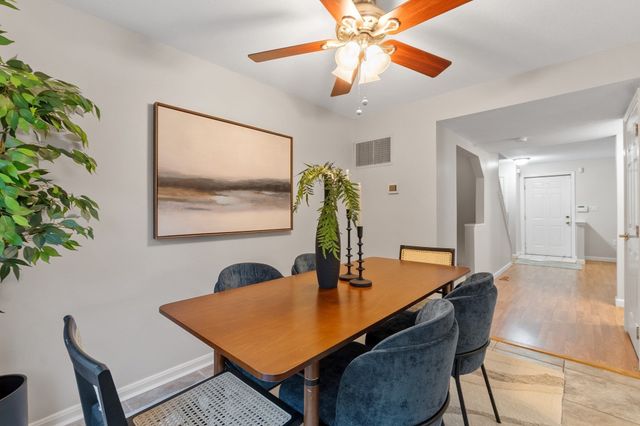 4302 Deerfield Circle 4302, Peabody, MA 01960