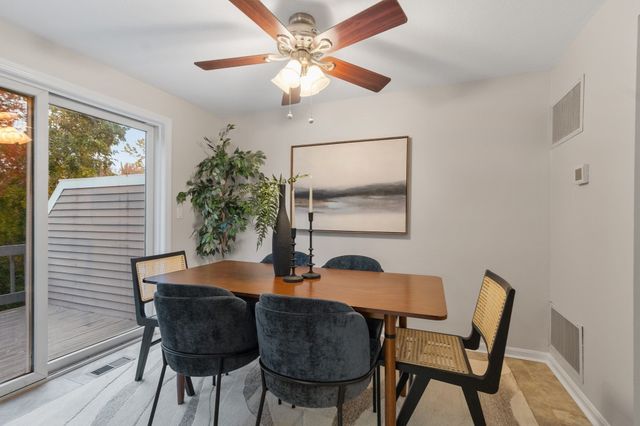 4302 Deerfield Circle 4302, Peabody, MA 01960